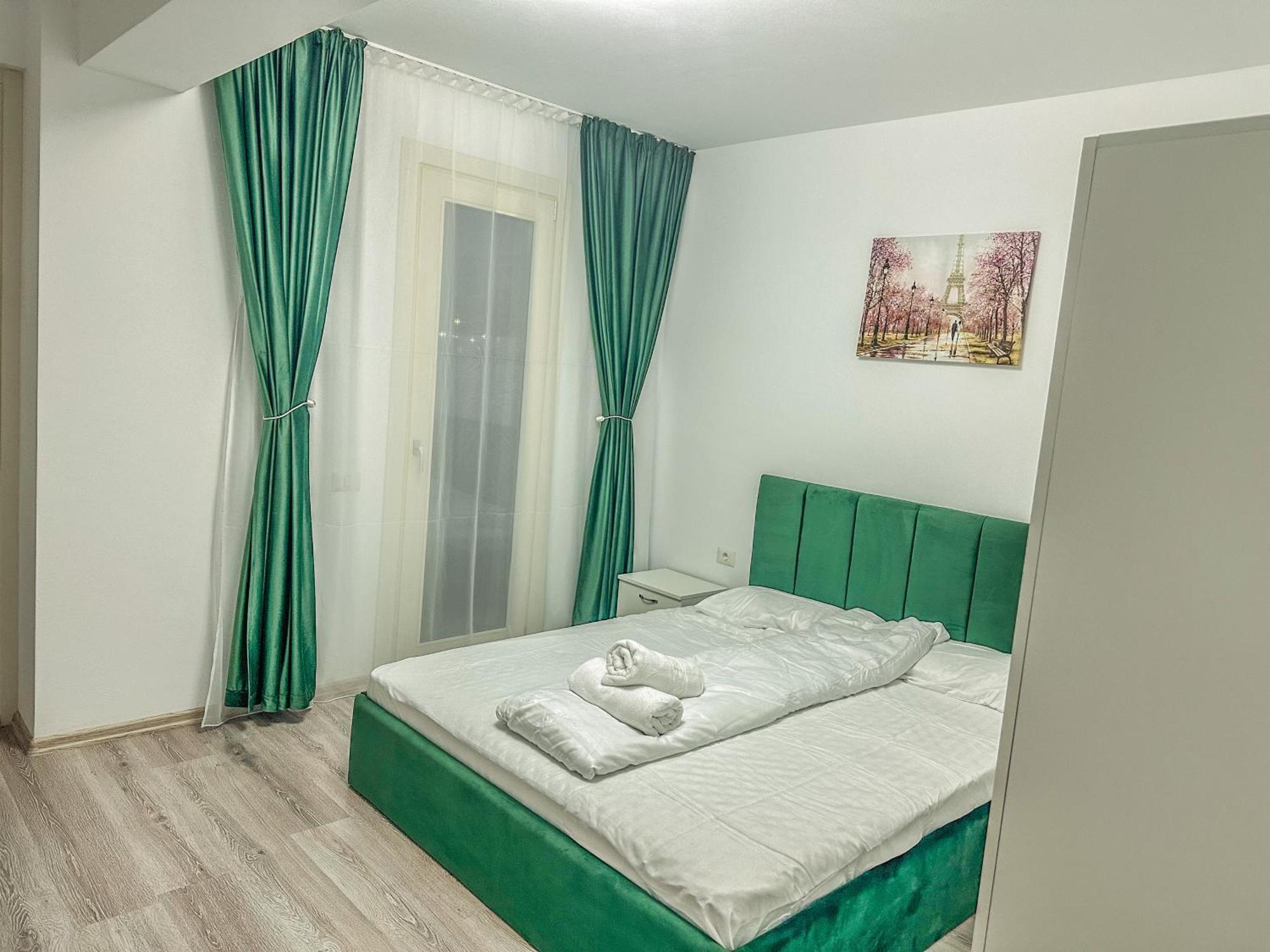 Luxury Bucovina Apartment Gura Humorului Bagian luar foto